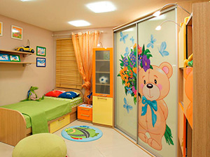 Шкаф-купе в детской комнате